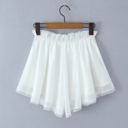 Damen luftige Shorts mit feinen Spitzenakzenten EB