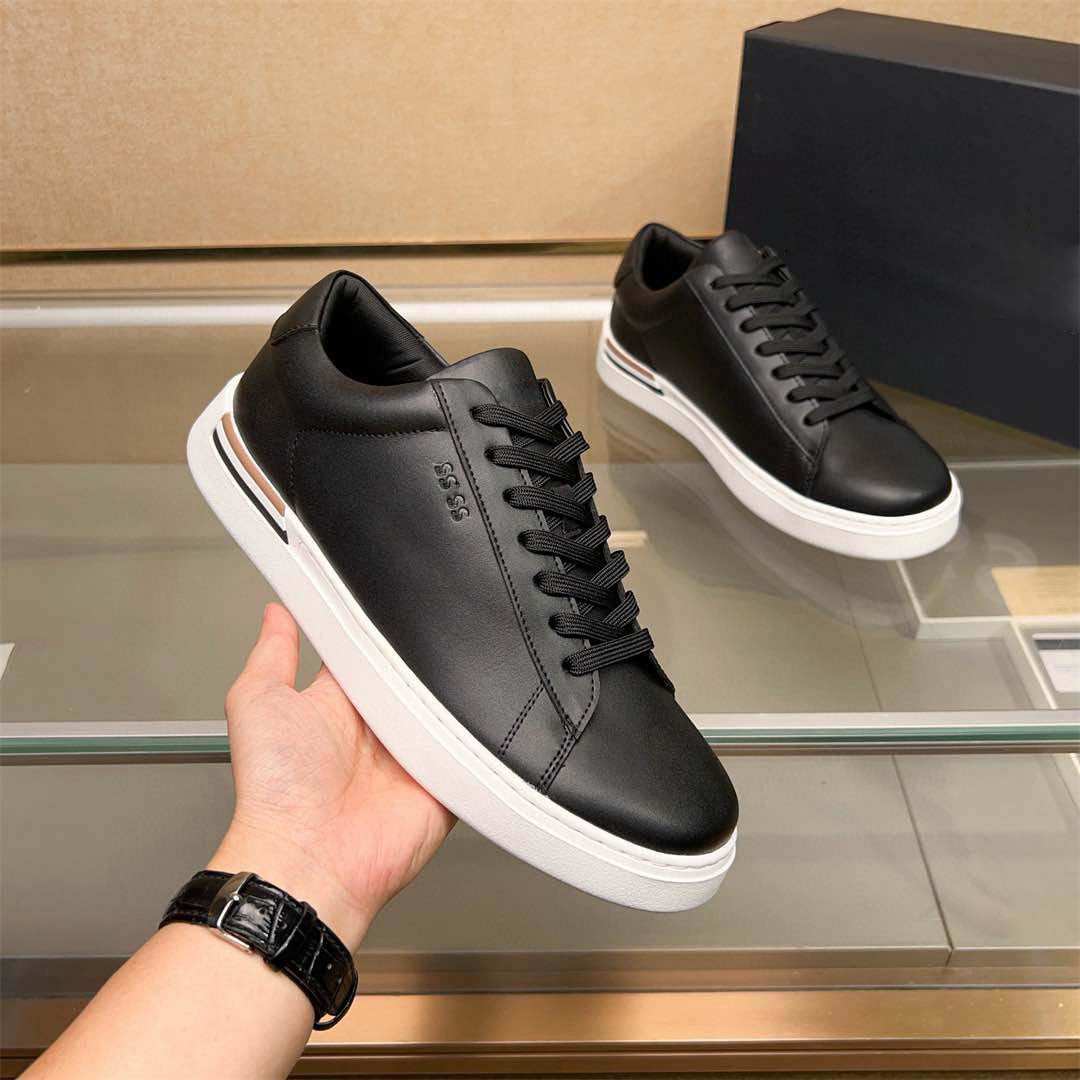 Damen Sportliche Leder Sneakers mit modernem, schlichtem Design EB