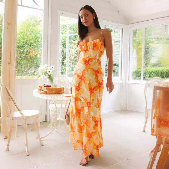 Damen Maxikleid mit elegantem Raffdesign und unterstützenden Spaghettiträgern EB