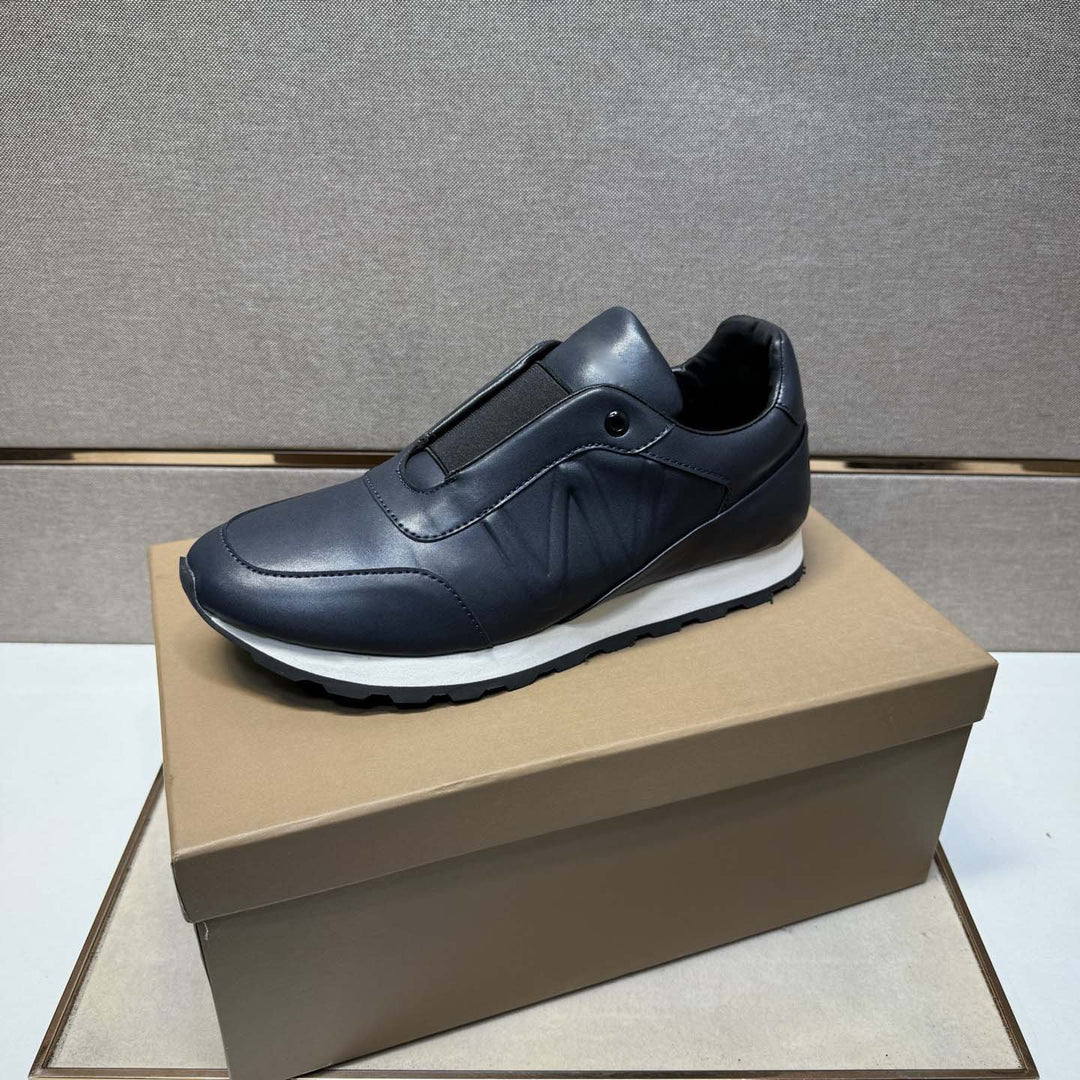 Damen Modische Slip-On Sneakers mit elastischem Einstieg und rutschfester Sohle EB