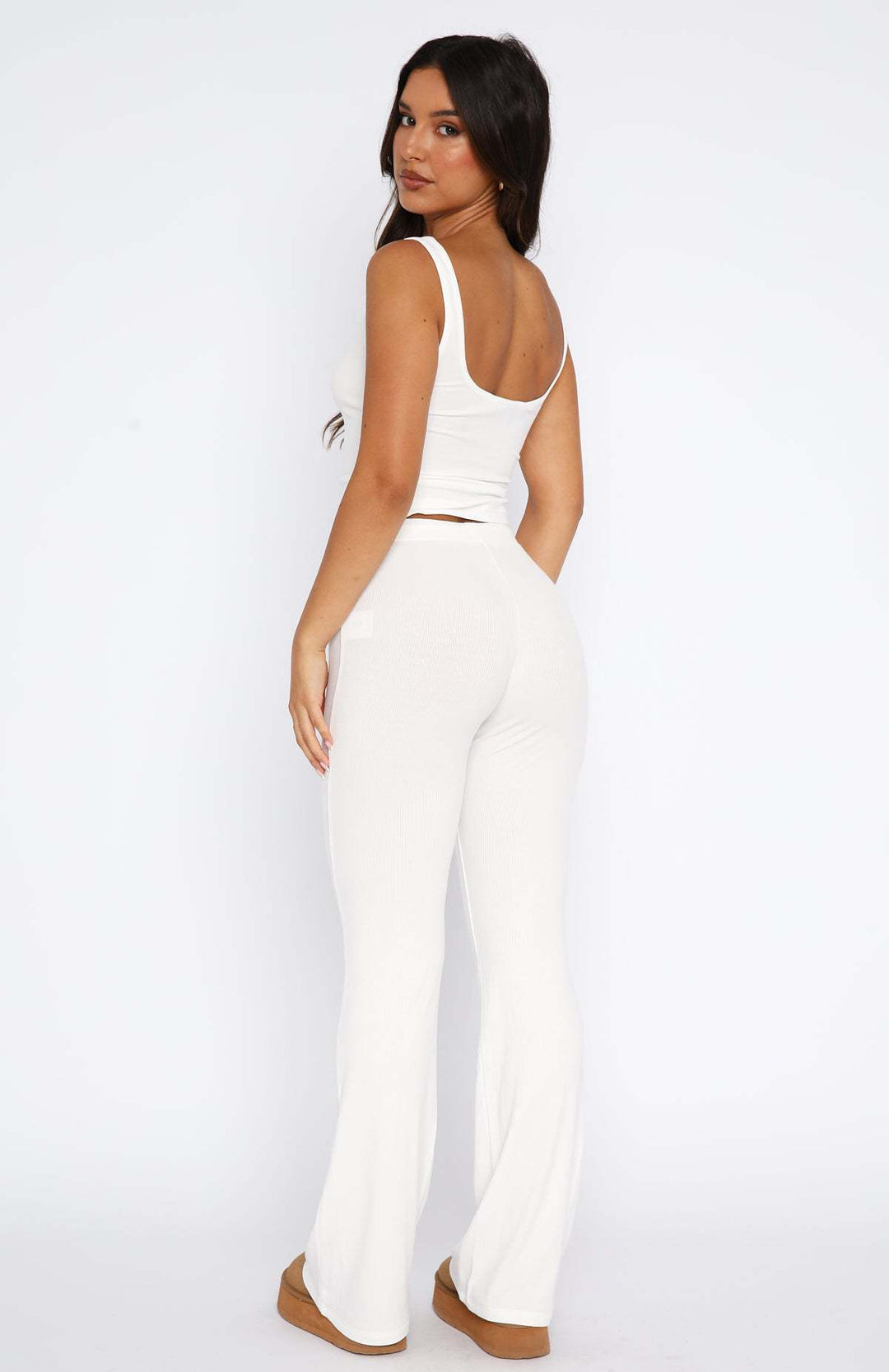 Damen lässiges Freizeit-Set mit kurzer Bluse und weiten Hosen EB