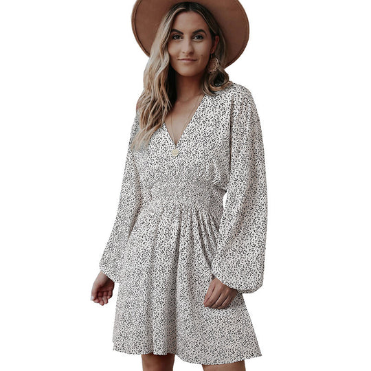 Damen zeitloses Kleid mit Raffungen EB