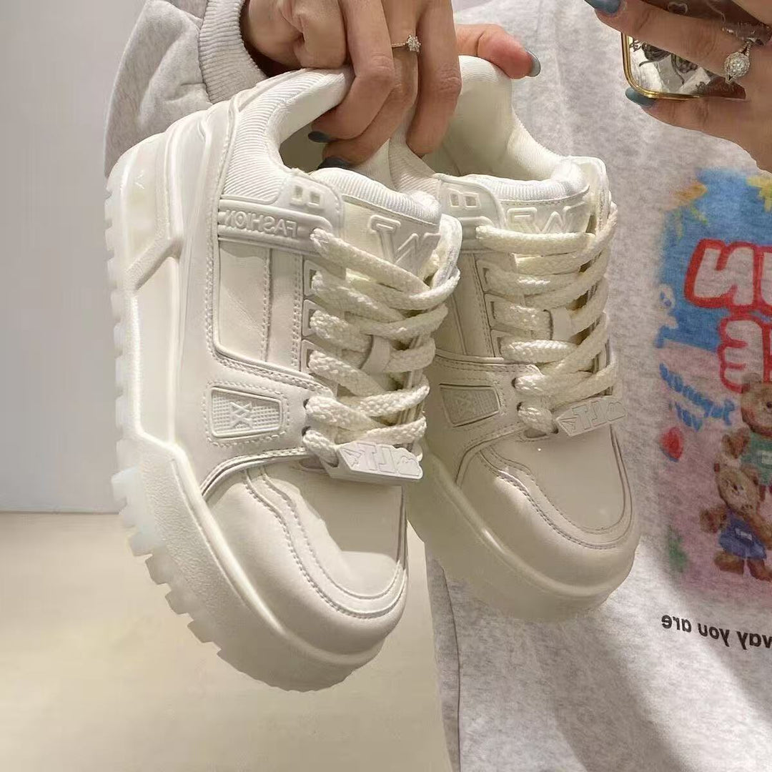 Damen Urbaner Lifestyle-Sneaker mit robustem Sohlenprofil EB