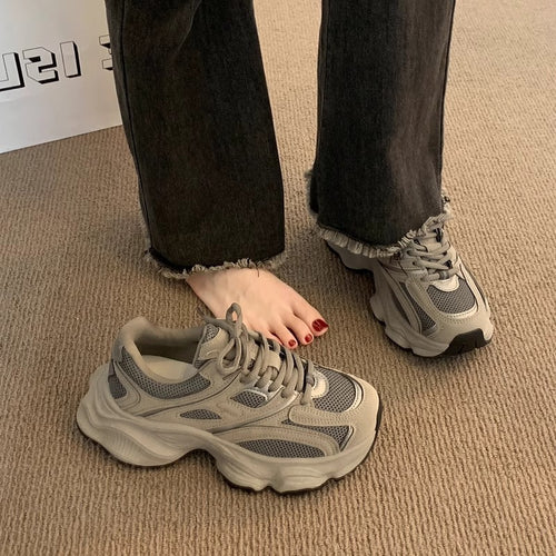Damen Sportliche Sneakers mit dämpfender Sohle und atmungsaktivem Mesh-Obermaterial EB