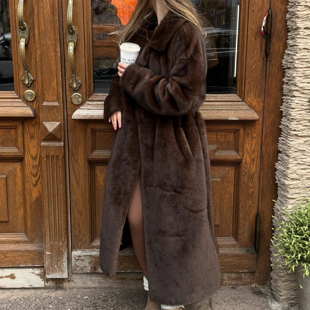 Damen Kunstpelzmantel mit luxuriösem Design und modischem Schnitt EB