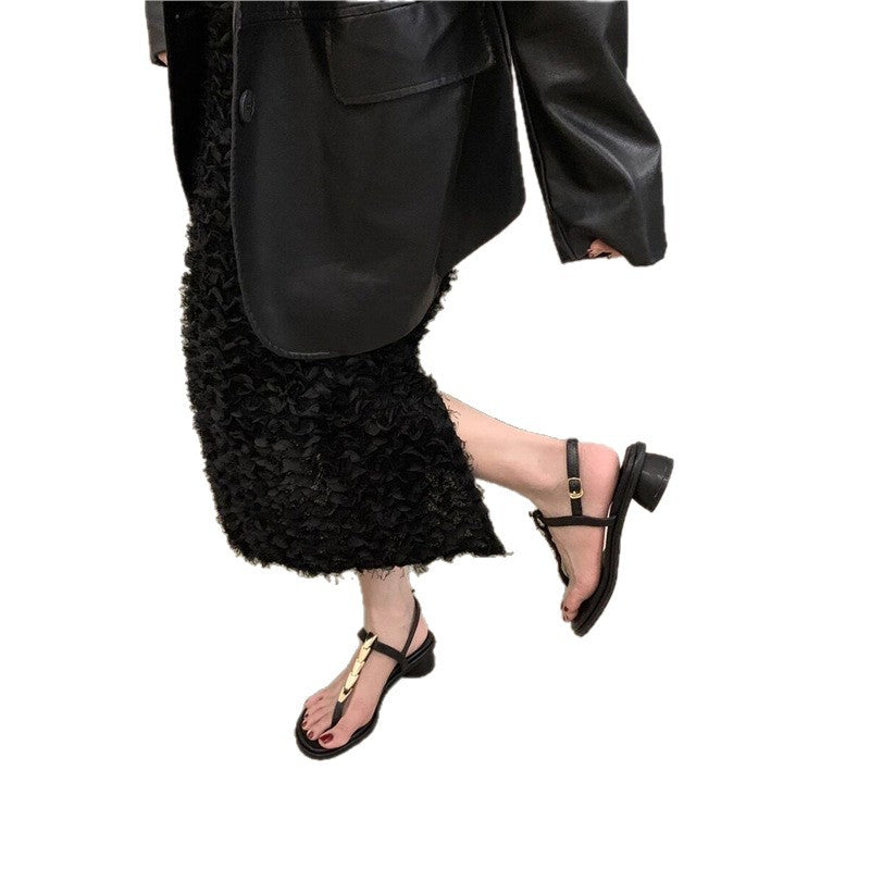 Damen elegante Riemchen-Sandalen mit goldenen Akzenten EB