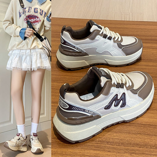 Damen Sportliche Sneakers mit mehrschichtigem Design und dämpfender Laufsohle EB