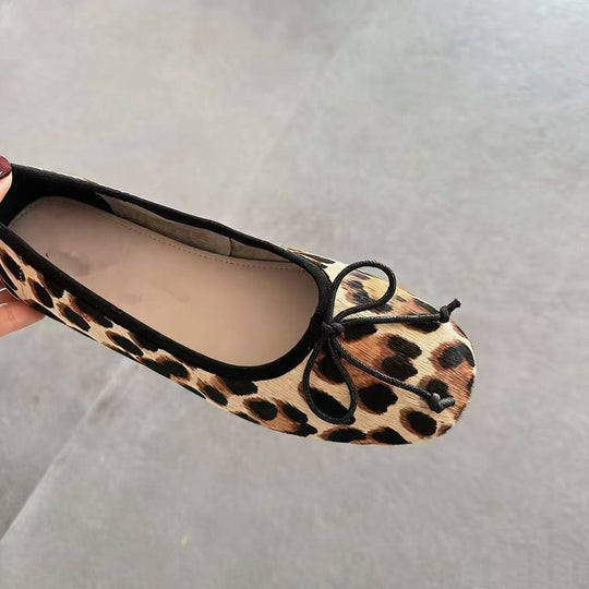 Damen Ballerinas mit dekorativen Strassdetails und komfortablem Riemchen EB