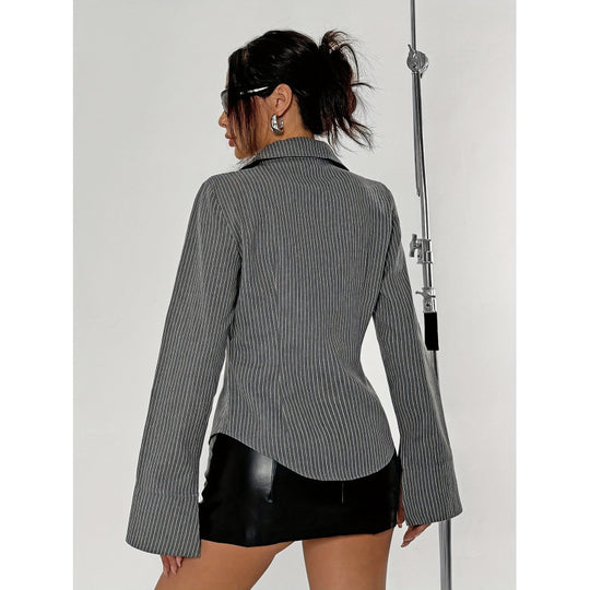 Damen Elegante Hemdbluse mit gestreiftem Design und weit ausgestellten Ärmeln EB