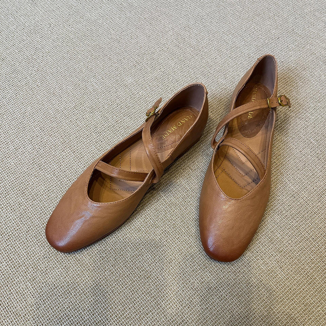 Damen Ballerina-Schuhe mit verstellbarem Riemchen und bequemem Fußbett EB