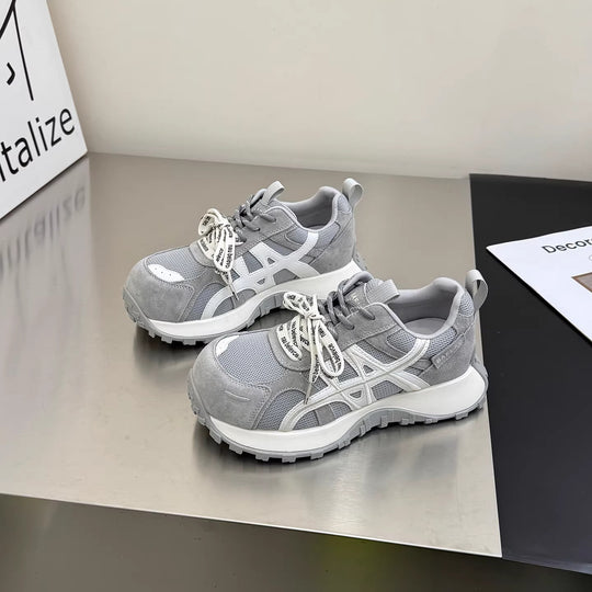 Damen Sportliche Sneakers mit atmungsaktiver Mesh-Oberfläche und robustem Sohlenprofil EB