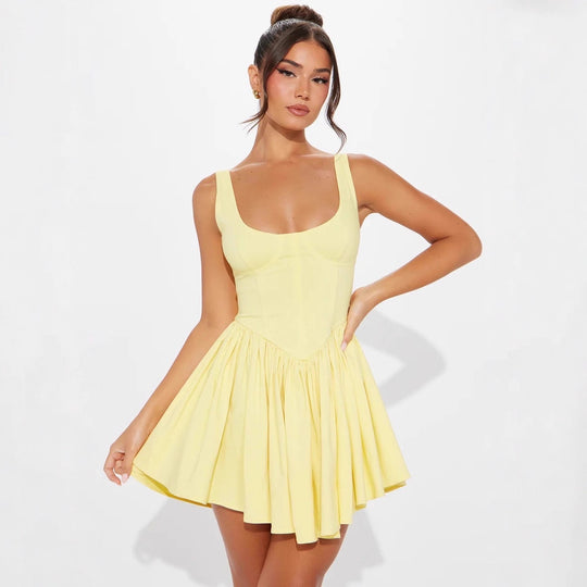 Damen Minikleid mit figurbetontem Oberteil und schwingendem Rock EB