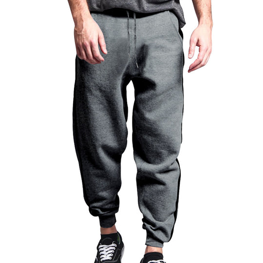 Herren Relaxed-Fit Jogginghose mit seitlichem Kontraststreifen, Elastikbund & Kordelzug EB