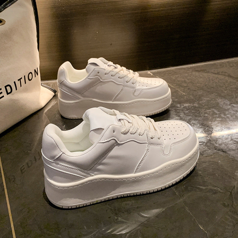 Damen Komfort-Sneaker mit breiter Sohle und atmungsaktivem Obermaterial EB
