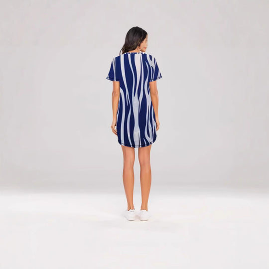 Damen Kurzarm Kleid mit auffälligem Streifenmuster und bequemem Schnitt EB