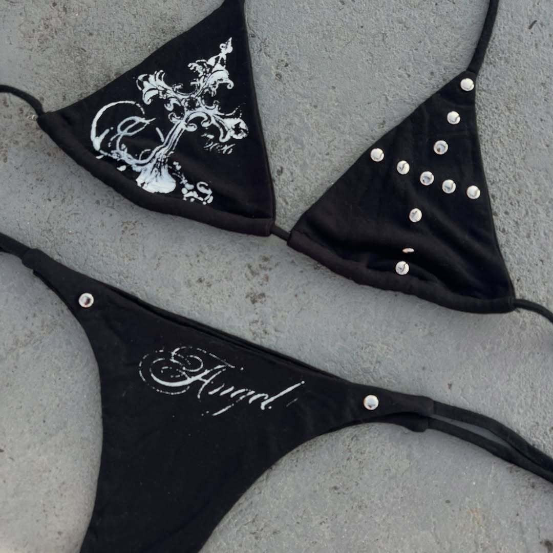 Damen Bikini-Set mit ausgefallenen Details und einzigartigen Akzenten EB