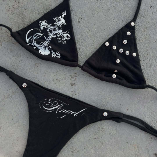 Damen Bikini-Set mit ausgefallenen Details und einzigartigen Akzenten EB