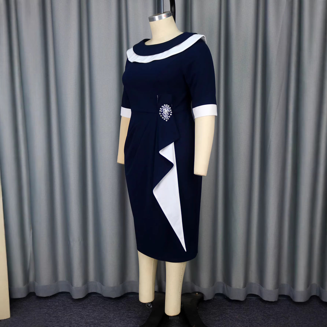 Damen Elegantes Kleid mit kontrastierenden Rüschendetails EB