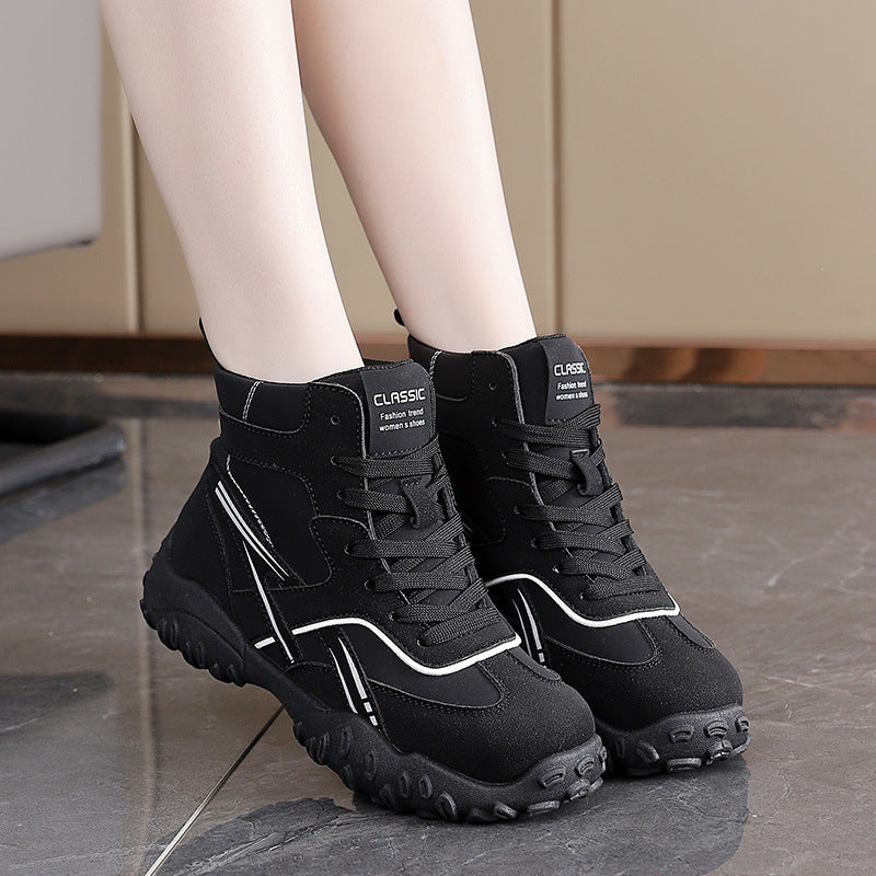 Damen Outdoor-Stiefel mit rutschfester Profilsohle und atmungsaktivem Obermaterial EB