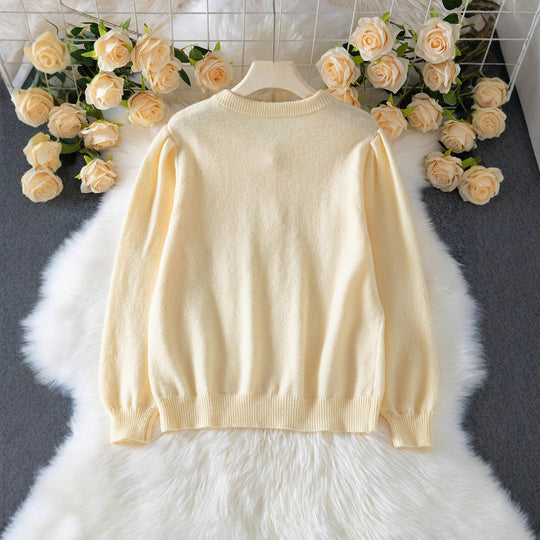 Damen elegante Strickjacke mit feinen Lochmustern und Perlmuttknöpfen EB