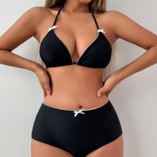 Damen Hochgeschnittener Bikini mit feinen Details EB