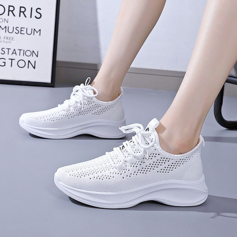 Damen Sportliche Freizeitsneaker mit atmungsaktiven Mesh-Einsätzen und dämpfender Sohle EB
