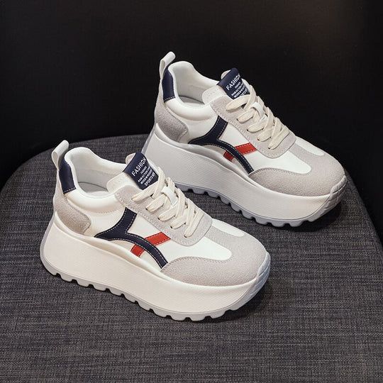 Damen Sportliche Damen Sneaker mit hohem Plateau und hochwertiger Dämpfung EB