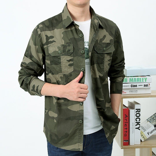 Herren nan militärisch inspiriertes Overshirt aus Baumwollmix mit Tarnmuster, Klappbrusttaschen und regular fit EB