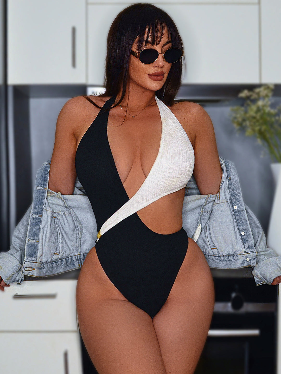 Damen Hochgeschnittener Cut-Out Badeanzug mit asymmetrischem Design EB