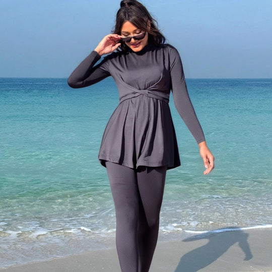 Damen modischer Longsleeve-Badeanzug mit Wickelrock EB