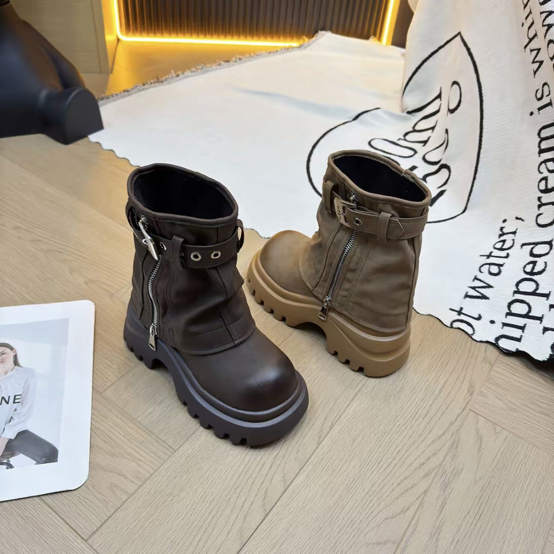 Damen Stiefeletten mit stylischem Schnallenverschluss und robustem Sohlenprofil EB