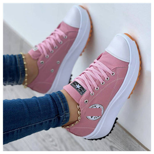 Damen Plateau-Canvas-Sneaker mit profilierter Gummilaufsohle und gepolstertem Komfortfußbett EB