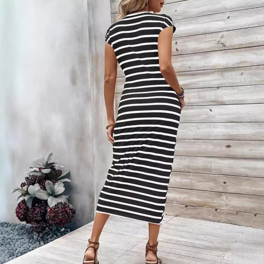 Damen Maxikleid mit elegantem Wickeldetail und sportlichem Streifenmuster EB