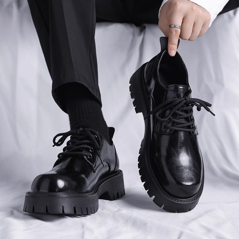 Herren modische Schnürschuhe mit robustem Profil und rutschfester Sohle EB