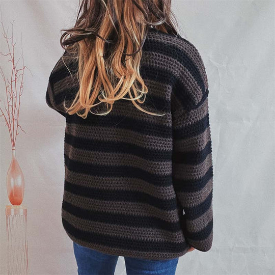 EB | Gestreifter Strickpullover Mit Sanften Farben