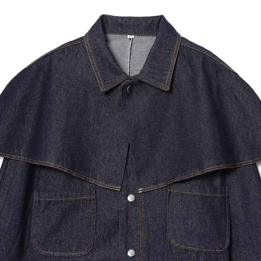 Damen nan cropped Jeansjacke mit Cape-Überwurf, Druckknopfverschluss und aufgesetzten Taschen EB