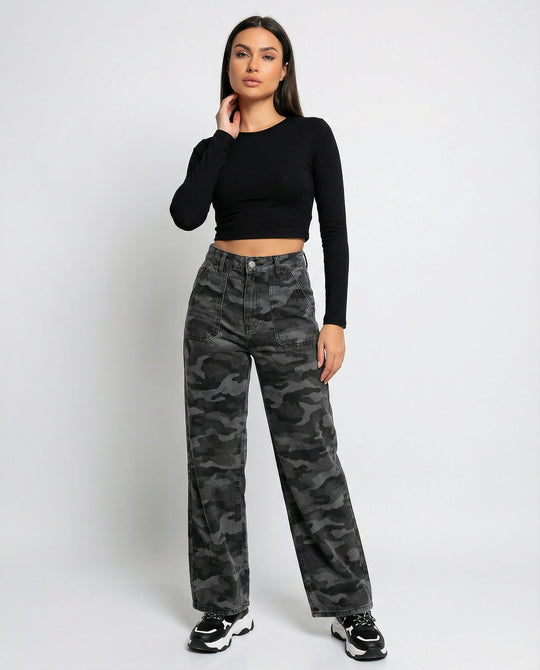 Damen extraweite Camouflage-Palazzohose mit hohem Bund, tiefem Schritt und aufgesetzten Gesäßtaschen EB