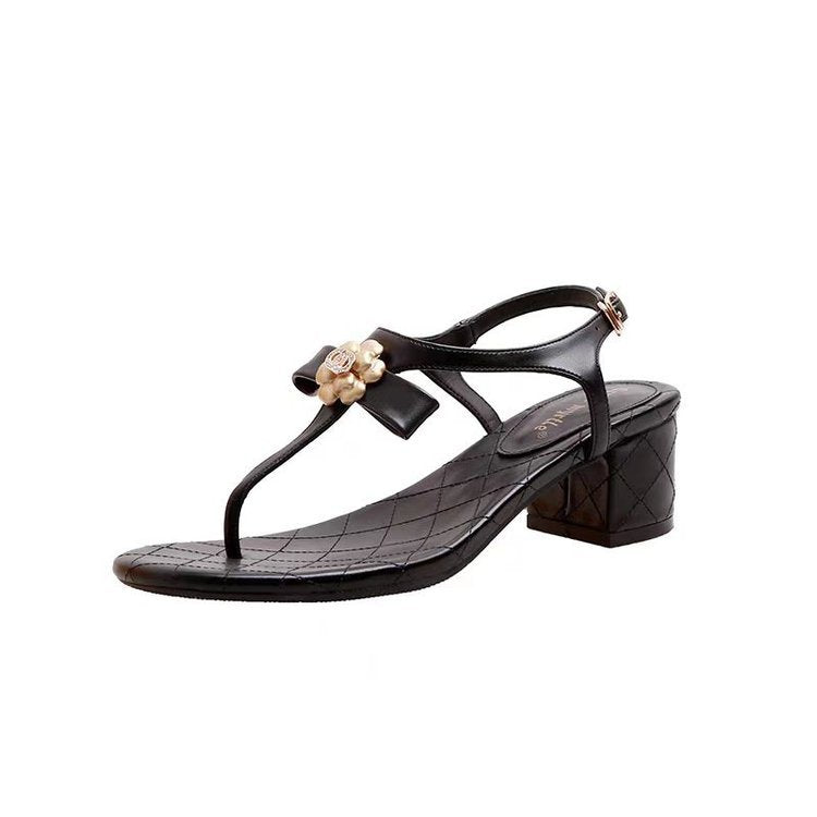 Damen elegante Plateau-Sandaletten mit dekorativer Blütenapplikation und komfortablem Absatz EB