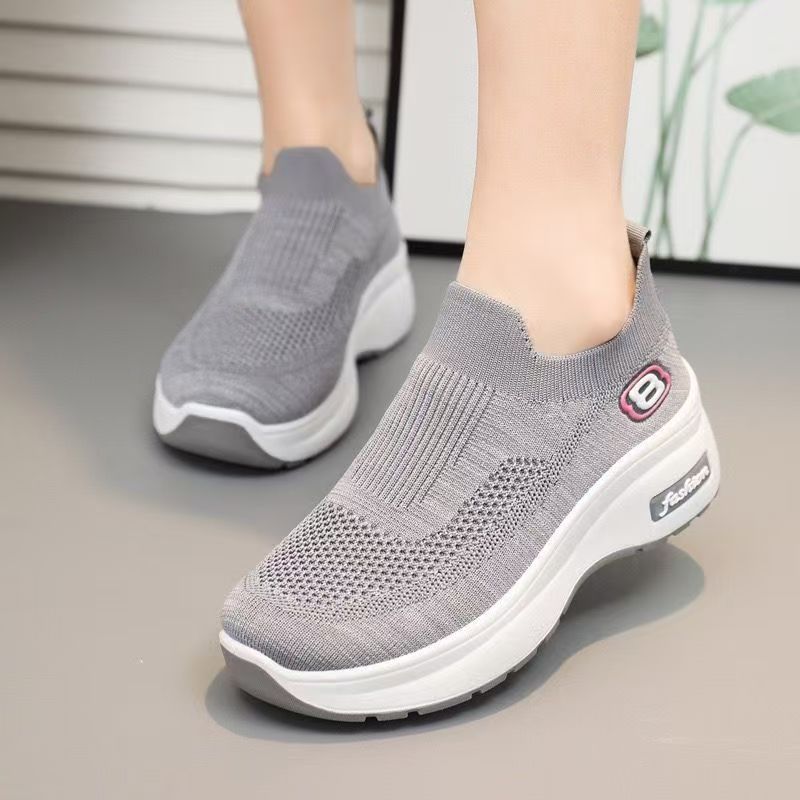 Damen Komfortable Slip-On Sneakers mit atmungsaktivem Obermaterial und weicher Laufsohle EB