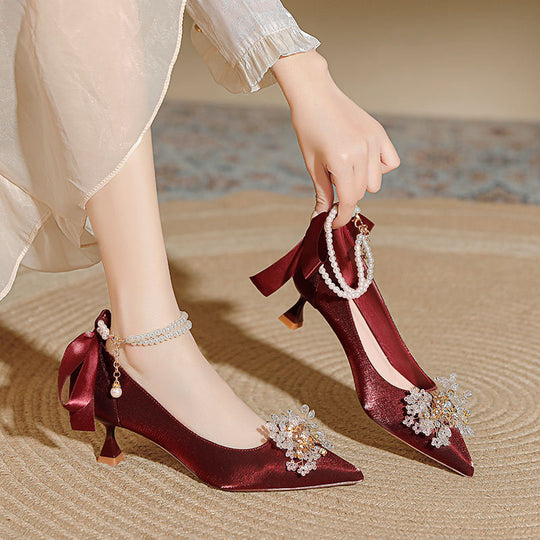 Damen elegante Spitzen-Pumps mit dekorativen Perlen-Details und Riemchen EB