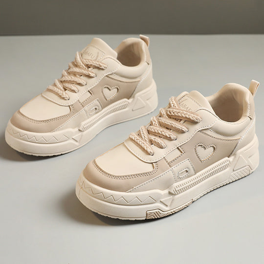 Damen Chunky Sneakers mit Herz-Applikation und dämpfender Sohle EB