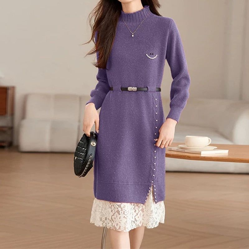 Damen Strickkleid mit dekorativen Knopfdetails und Spitze EB