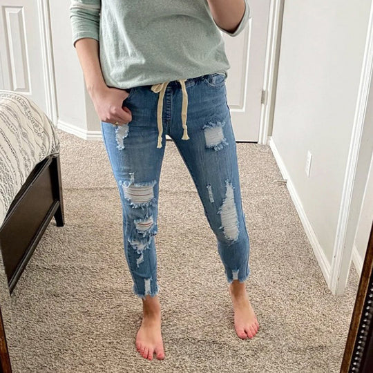 Damen Ripped Skinny Jeans mit trendigen Zerrungen und lockerer Passform EB