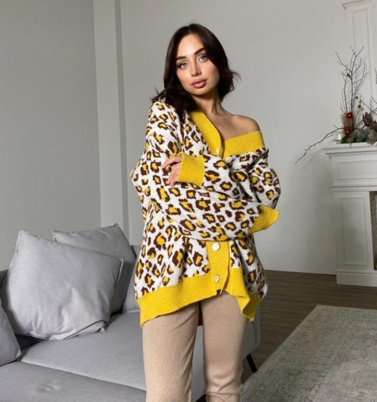 Damen Oversized Pullover mit Schulterdesign und lebhaftem Leopardenmuster EB