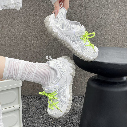 Damen Sportliche Sneakers mit atmungsaktivem Mesh-Obermaterial und rutschfester Sohle EB