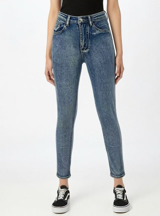 Damen Slim-Fit Jeans mit modernem Used-Effekt und hoher Taille EB