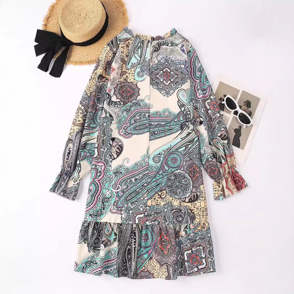 Damen Bohemian Kleid mit fließendem Schnitt und Paisley-Muster EB
