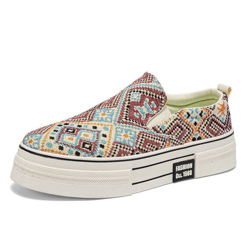 Damen Modische Slip-On Sneakers mit einzigartigem gewebtem Design EB