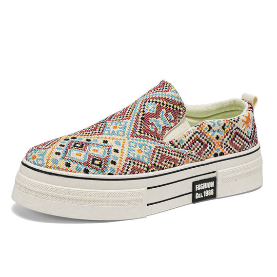 Damen Modische Slip-On Sneakers mit einzigartigem gewebtem Design EB