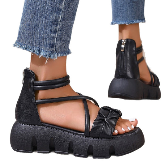 Damen Komfortable Riemchen Sandalen mit voluminösem Schnitt EB